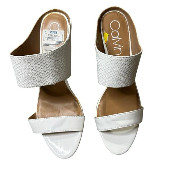 Calvin Klein Women's Cecily Embossed Leather Dress Sandals White Mules NEW Sz 11 - Picture 3 of 9